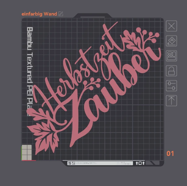 STL-Datei: Herbstzeitzauber – Schriftzug zum Aufstellen und Aufhängen Kleine Stiche Slicer-Vorschau der einfarbigen Herbstzeitzauber-Wandvariante auf dem virtuellen Druckbett